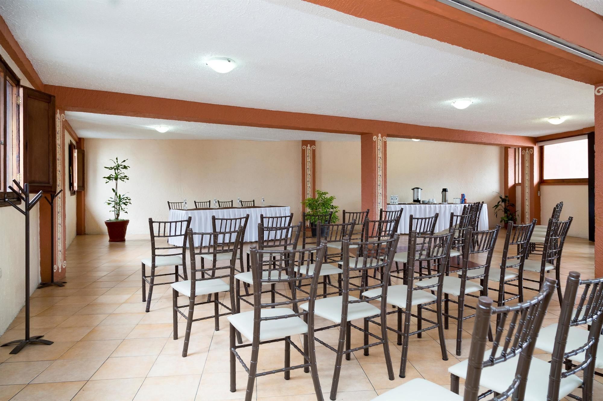 Capital O Central, Hotel 3*